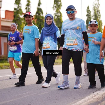 Runner Photo 8381006