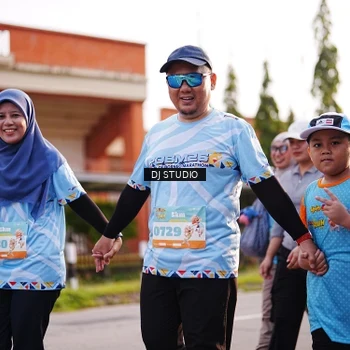 Runner Photo 8381017