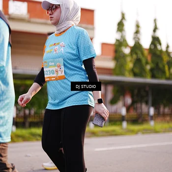 Runner Photo 8381029