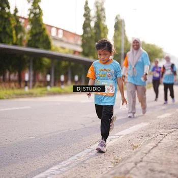 Runner Photo 8381032