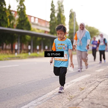 Runner Photo 8381033