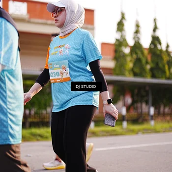 Runner Photo 8381035