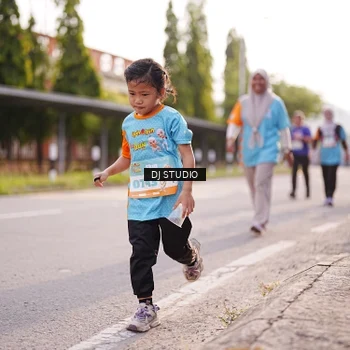Runner Photo 8381038