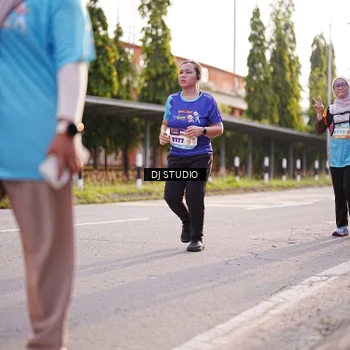 Runner Photo 8381062