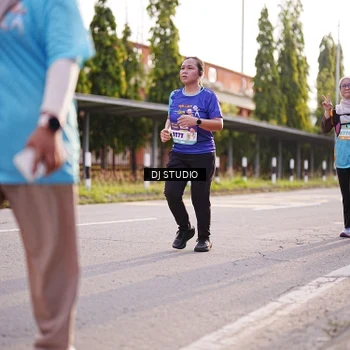 Runner Photo 8381063