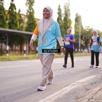Runner Photo 8381064