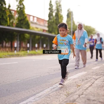 Runner Photo 8381065