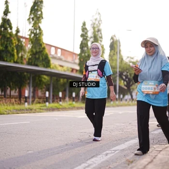 Runner Photo 8381073