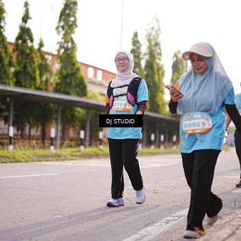Runner Photo 8381083