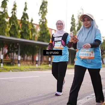 Runner Photo 8381092
