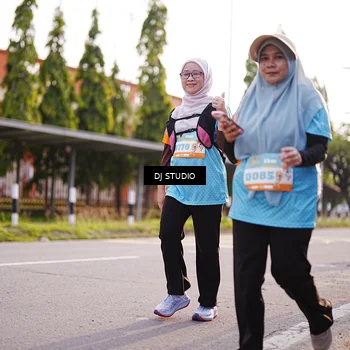 Runner Photo 8381094