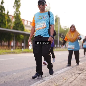 Runner Photo 8381106