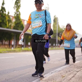 Runner Photo 8381109