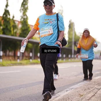 Runner Photo 8381111