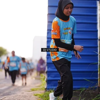 Runner Photo 8381159