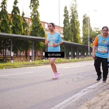 Runner Photo 8381167