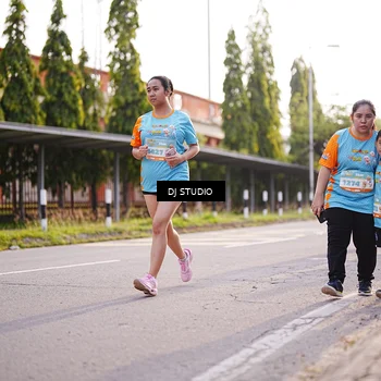 Runner Photo 8381169
