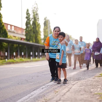 Runner Photo 8381177