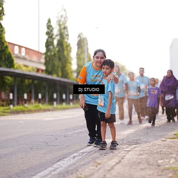 Runner Photo 8381180
