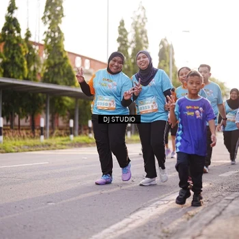 Runner Photo 8381199