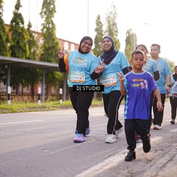 Runner Photo 8381203