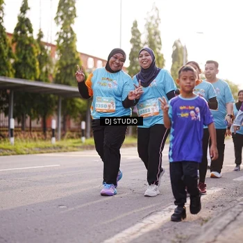 Runner Photo 8381204