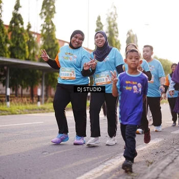 Runner Photo 8381209