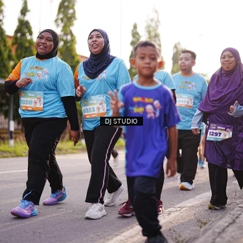 Runner Photo 8381226
