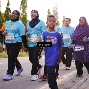 Runner Photo 8381229
