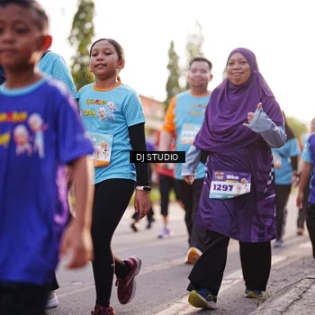Runner Photo 8381232