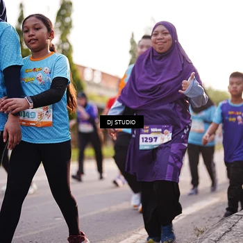 Runner Photo 8381236