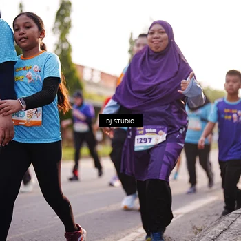 Runner Photo 8381239