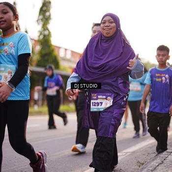 Runner Photo 8381240