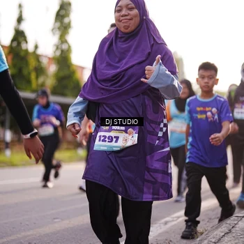 Runner Photo 8381241