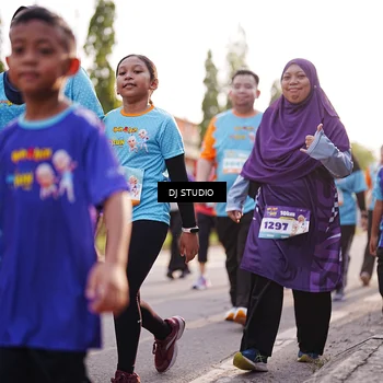 Runner Photo 8381252