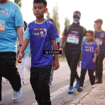 Runner Photo 8381254