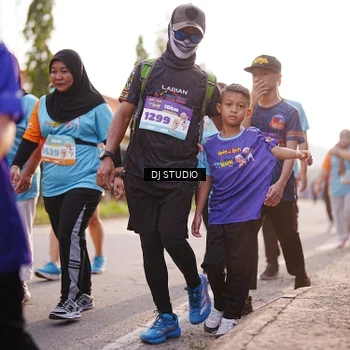 Runner Photo 8381265