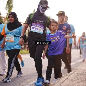 Runner Photo 8381269