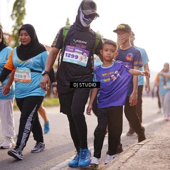 Runner Photo 8381278