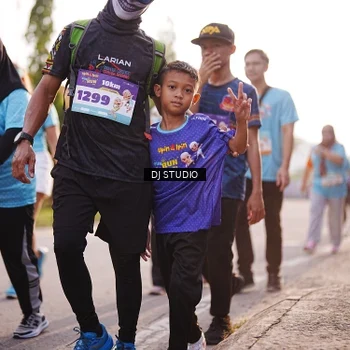 Runner Photo 8381306