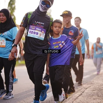 Runner Photo 8381307