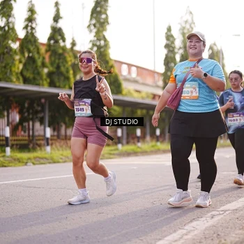 Runner Photo 8381322