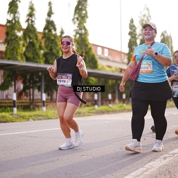 Runner Photo 8381323