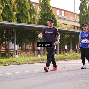 Runner Photo 8381376