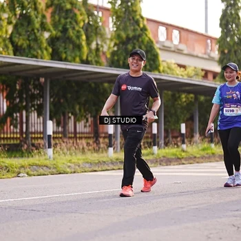 Runner Photo 8381378