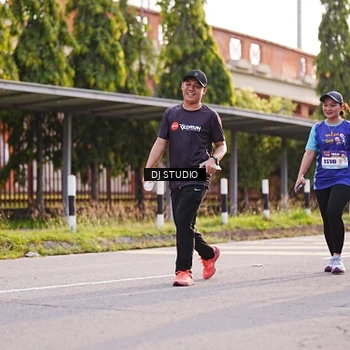 Runner Photo 8381379