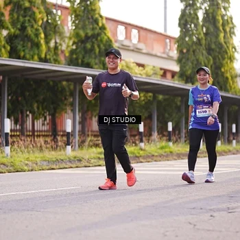 Runner Photo 8381389