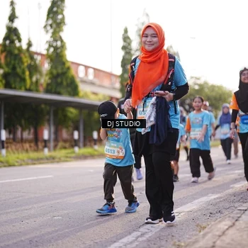 Runner Photo 8381394