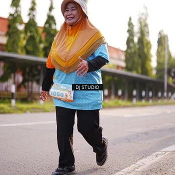 Runner Photo 8381420