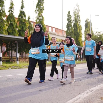 Runner Photo 8381434